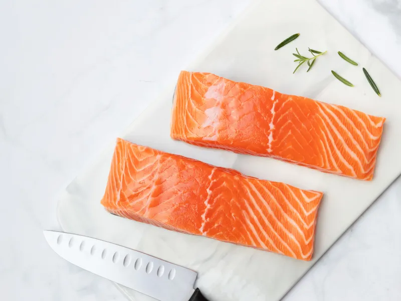 chia cá hồi theo khẩu phần ăn